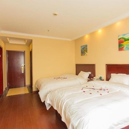 Greentree Inn Taizhou New District Hospital Of People' S Hospital Mingliu Express Hotel ภายนอก รูปภาพ