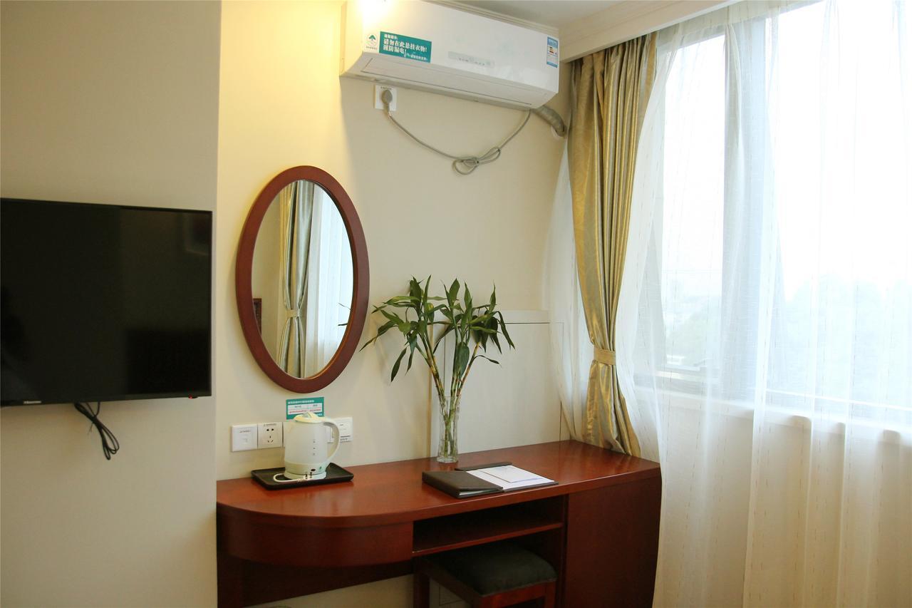 Greentree Inn Taizhou New District Hospital Of People' S Hospital Mingliu Express Hotel ภายนอก รูปภาพ